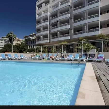 Studio Contemporain Avec Piscine Proche De La Mer Cannes Exterior photo