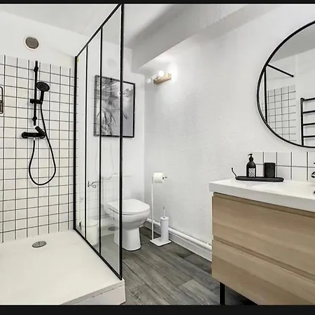 Studio Contemporain Avec Piscine Proche De La Mer Cannes Exterior photo